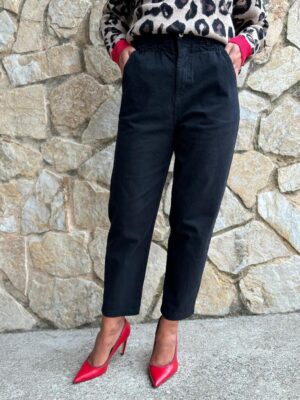 pantalon baggy de color negro de mar de rosas