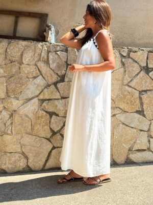 vista completa del vestido ibiza de color blanco